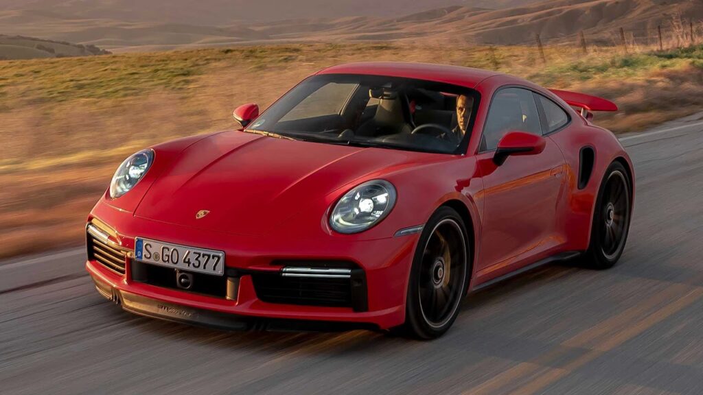 Особенности модели Porsche 911 и влияние на цену